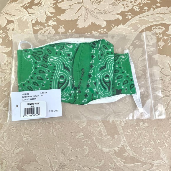 3/$15 Intermix Re/Done Upcycled Bandana Mask in Green - Picture 1 of 4